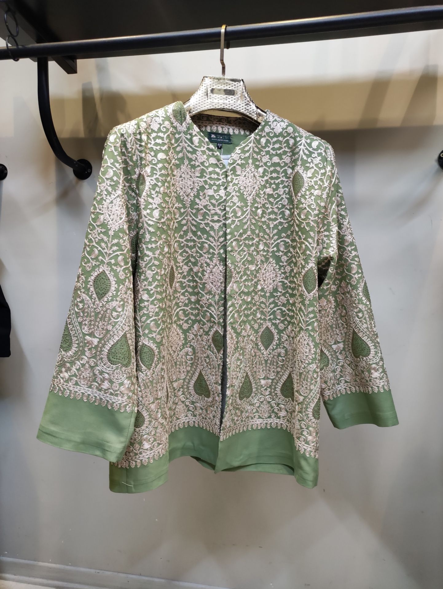 IMG_20260121_153940_878 کت سوزن دوزی سبز کرم طرح اشک کد 027 - Image 1