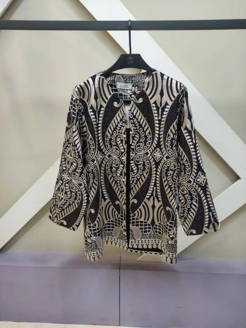 کت سوزن دوزی مشکی طلایی کد 022