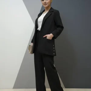 کت و شلوار مجلسی مشکی زنانه بغل دکمه، پارچه مازراتی کج راه، شلوار دمپا گشاد