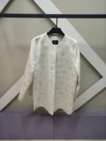 کت زنانه مجلسی کرم با سوزن‌دوزی ظریف