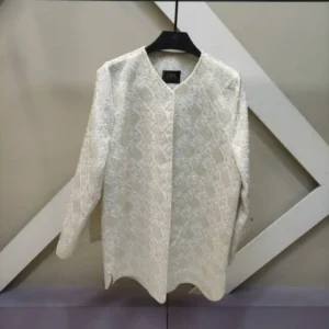 کت زنانه مجلسی کرم با سوزن‌دوزی ظریف