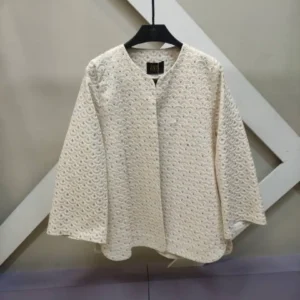 کت زنانه کرم با سوزن‌دوزی شیک و ظریف