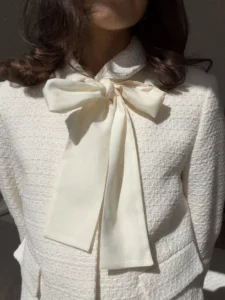 کت‌های ژاکارد با لوگو ریز یا مونوگرام ظریف