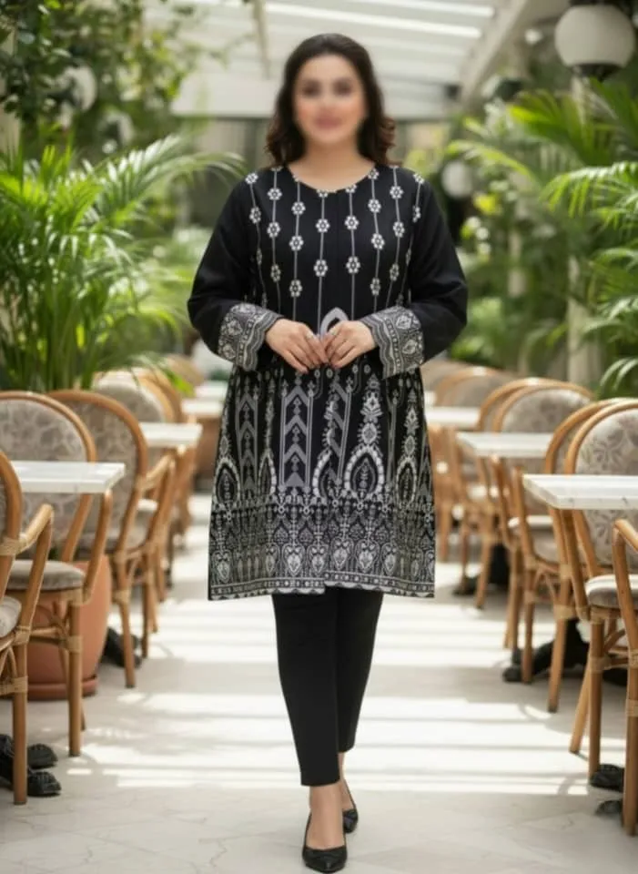 تنخور مانتو مجلسی سایز بزرگ مشکی کارشده