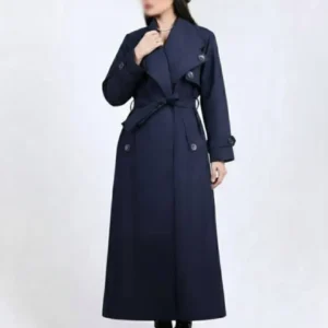 تنخور بارانی بلند آستردار زنانه روی مدل