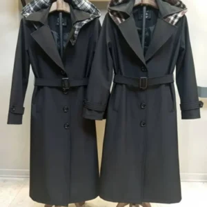 رنگبندی بارانی آستردار زنانه با پارچه سانتانا و کلاه چهارخانه پشمی قابل جدا شدن