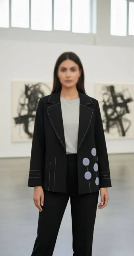 تنخور کت مازراتی زنانه گل‌کار شده با یقه انگلیسی