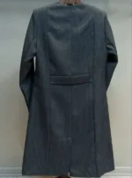 نمای پشت و دوخت تمیز مانتو زنانه اداری طرح دیپلمات