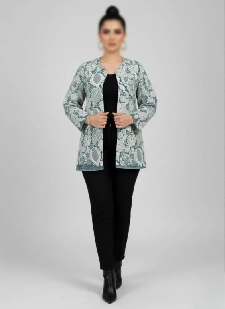 کت سوزن دوزی آبی با طرح برگ