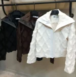 رنگبندی پالتو پوست کوتاه یقه چرمی