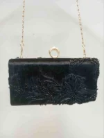 کیف ست مخمل مشکی همراه با ملیله‌دوزی - نمای جداگانه از کیف