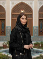 ست کت و کیف مخمل مشکی روی مدل - استایل مجلسی و شیک