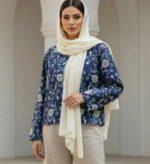 تنخور کت کراپ آبی قلاب بافی طرح گل گلاسیک