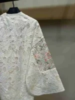 نمای پشت آستین کت گیپور سفید خرجکار هندی عروس و مجلسی فری سایز با قد ۷۰ سانتی‌متر و دور کمر ۱۱۰ - مناسب تا سایز ۴۸