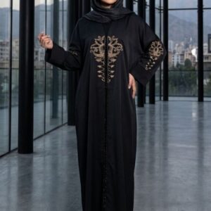 پانچ جلوباز زنانه مشکی الیزه با خرج‌کار طلایی روی جیب و آستین.